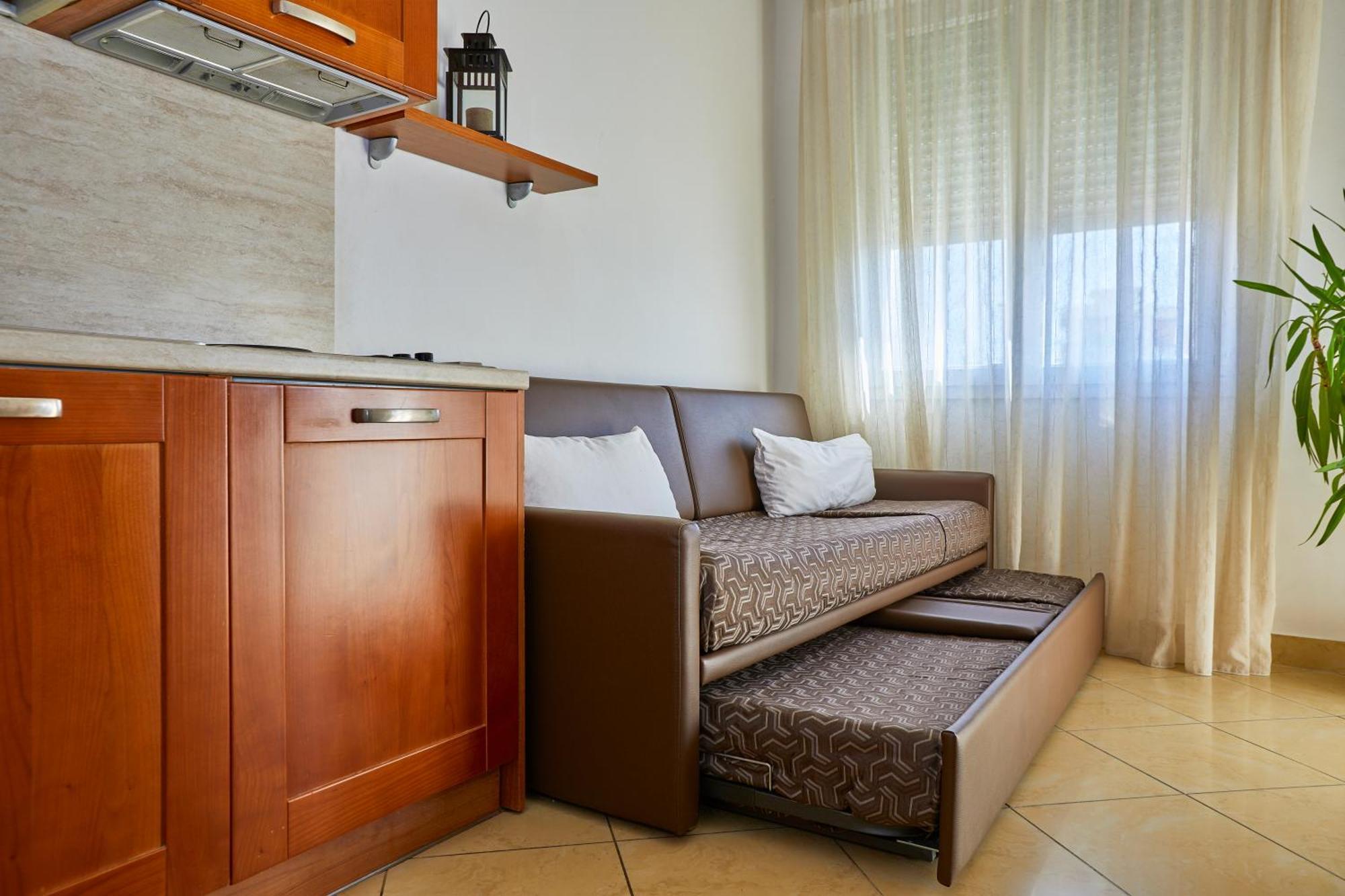 Residence Fellini Rimini Bagian luar foto