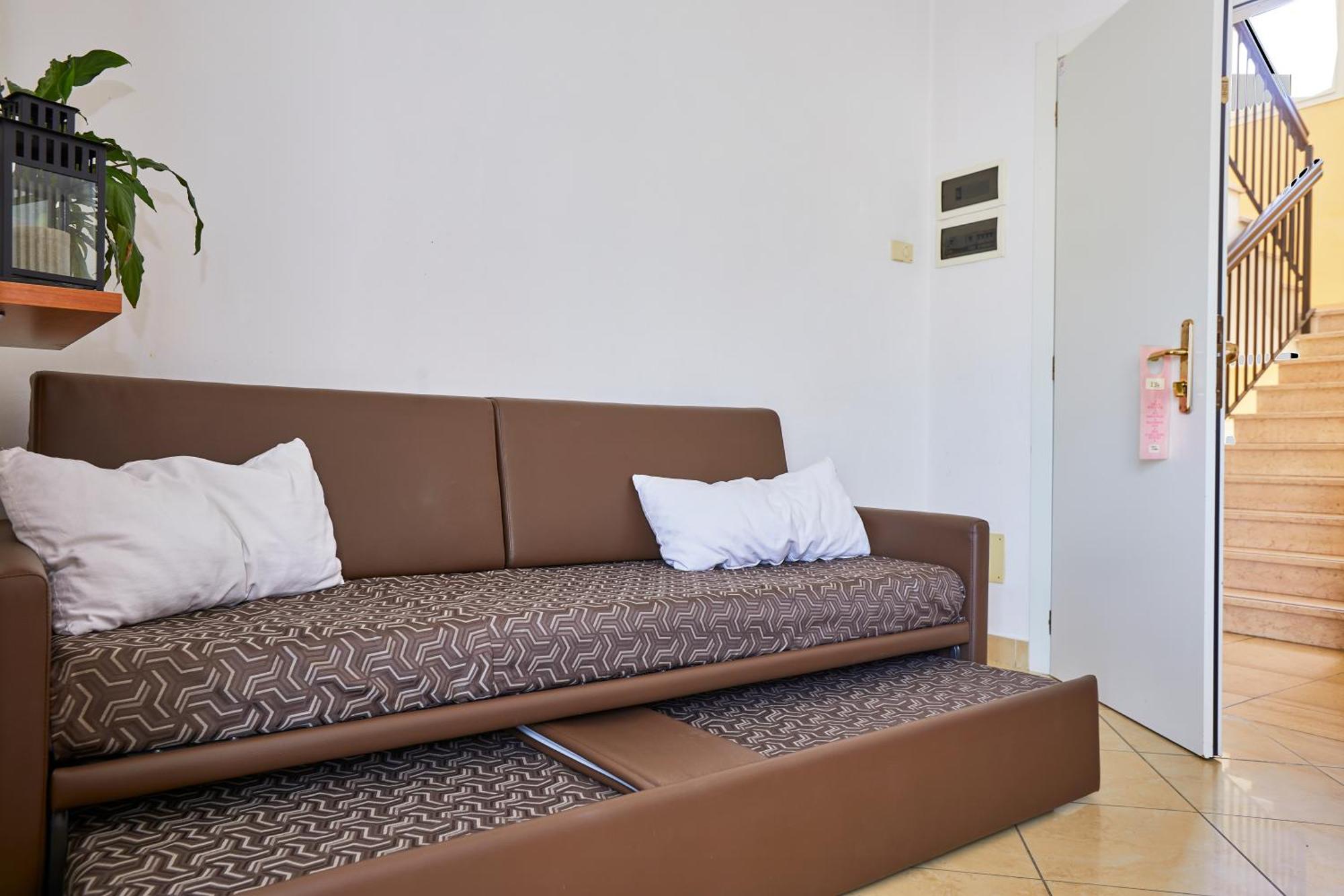 Residence Fellini Rimini Bagian luar foto